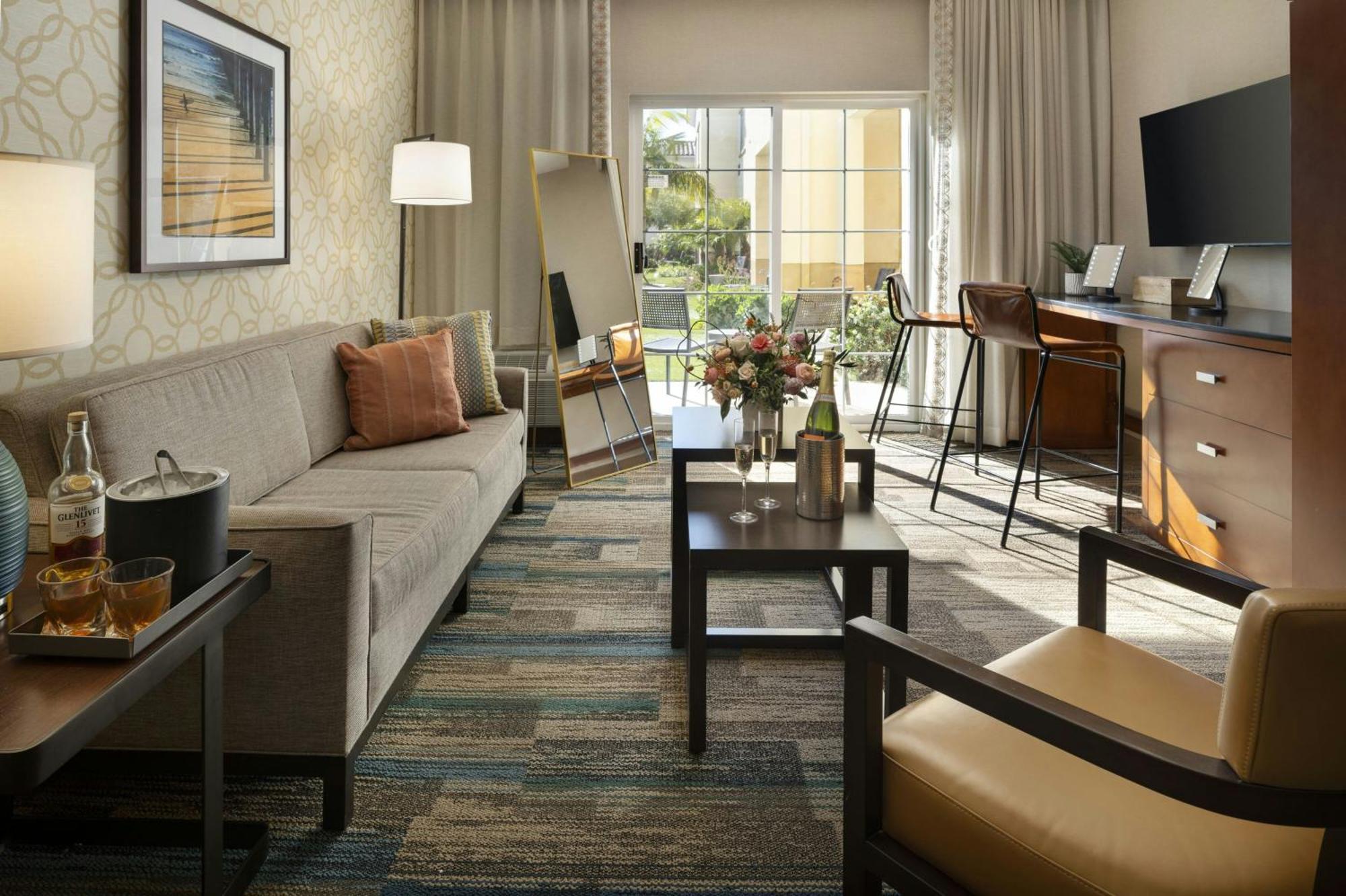 Hotel Courtyard By Marriott Santa Barbara Goleta Exteriér fotografie